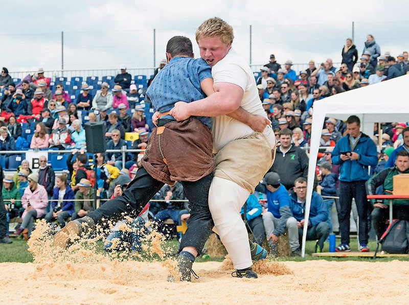 Roman Bickel gewinnt im vierten Gang gegen Sämi Horner